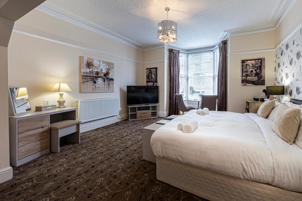 Snooze Bed and Breakfast Llandudno Buitenkant foto